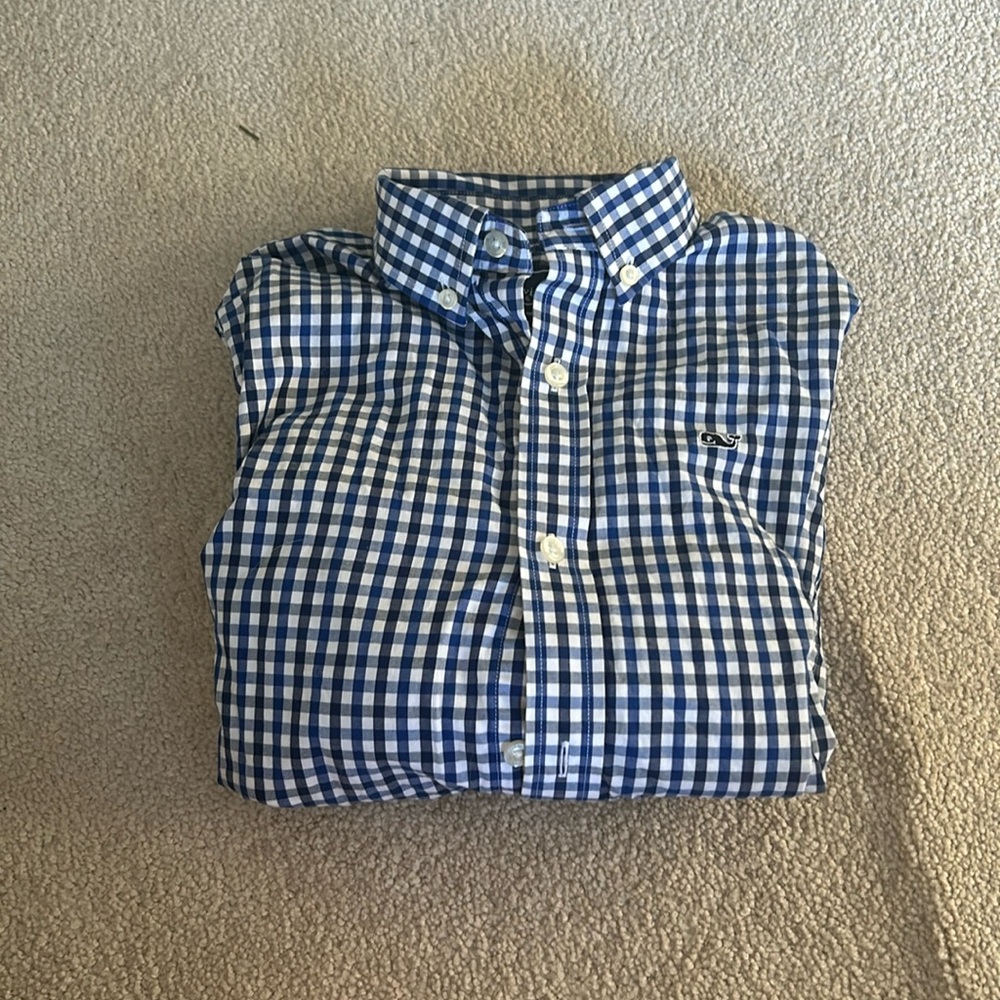 Boys vinyard vines button down shirt